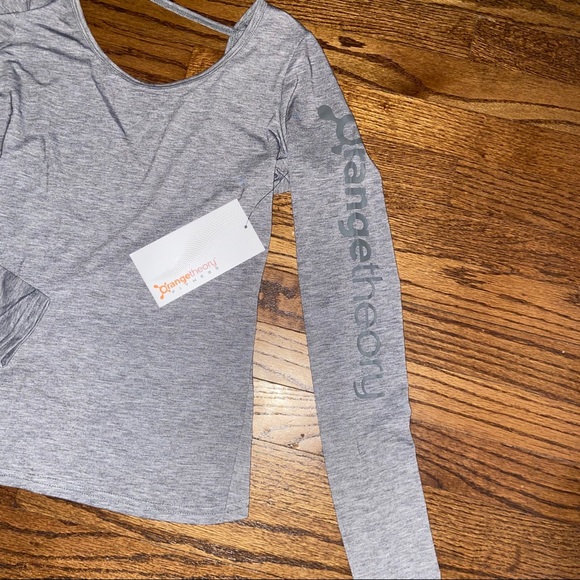 Orangetheory Twist Back Tee! ๐ NWT - Picture 2 of 9